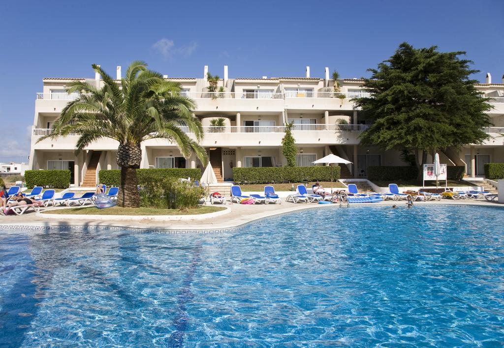 Globales Los Delfines Cala'N Blanes  ภายนอก รูปภาพ